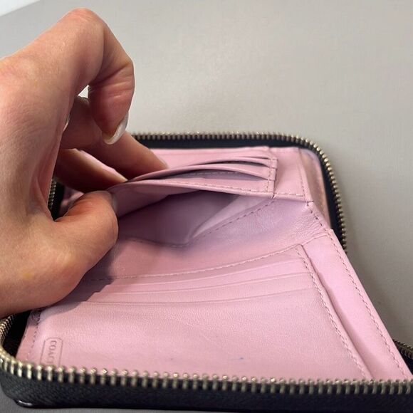 Auth Coach Billfold monogrammed wallet coin zip black small - Picture 12 of 13